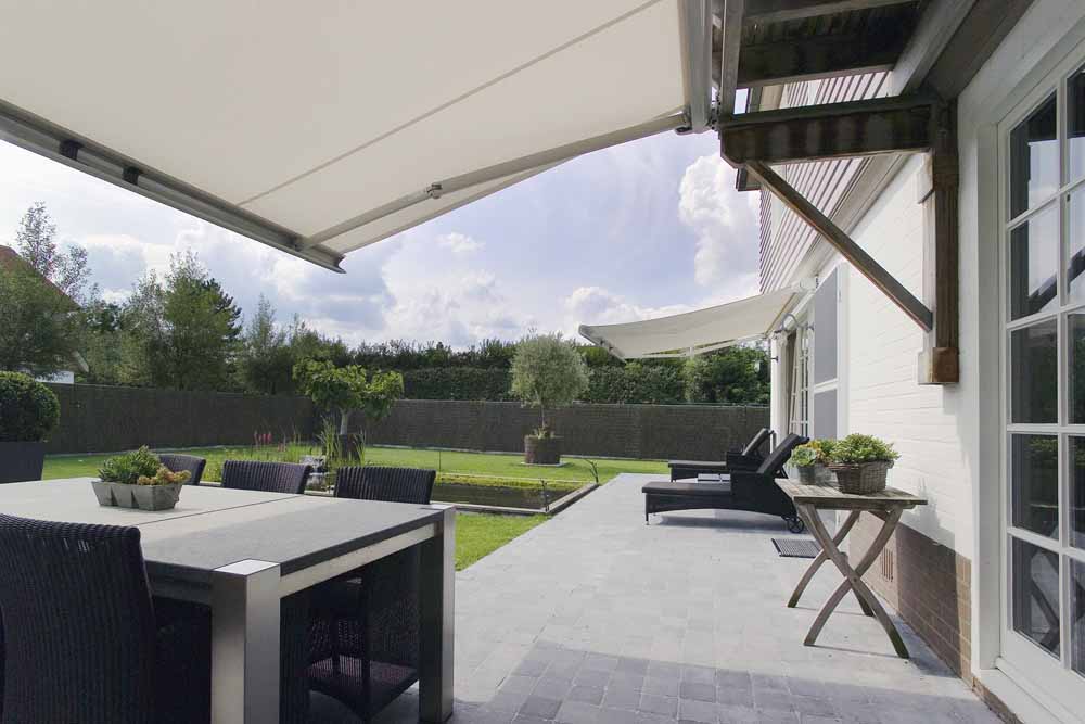 Harol08/08

TC 130 Wit & Ral 7044
Fabré
Kalvekeetdijk 67/04
8300 Knokke
0475 25 26 67

Ducana